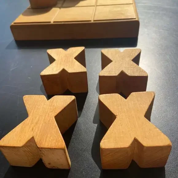Vintage Wooden Tic-tac-toe Set - Picture 4 of 6